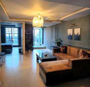 Enchanted Terrace 1 BR Penthouse DHA SELF CHECK-IN